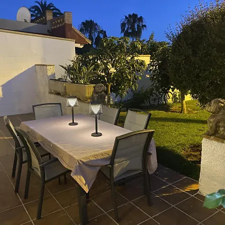 La Casa Blanca Villa *