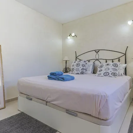 La Casa Blanca Villa Sitio de Calahonda